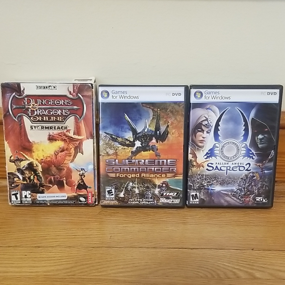 Lot of Windows PC Video Games Dungeons & Dragons, Supreme Commander, & Sacred 2
